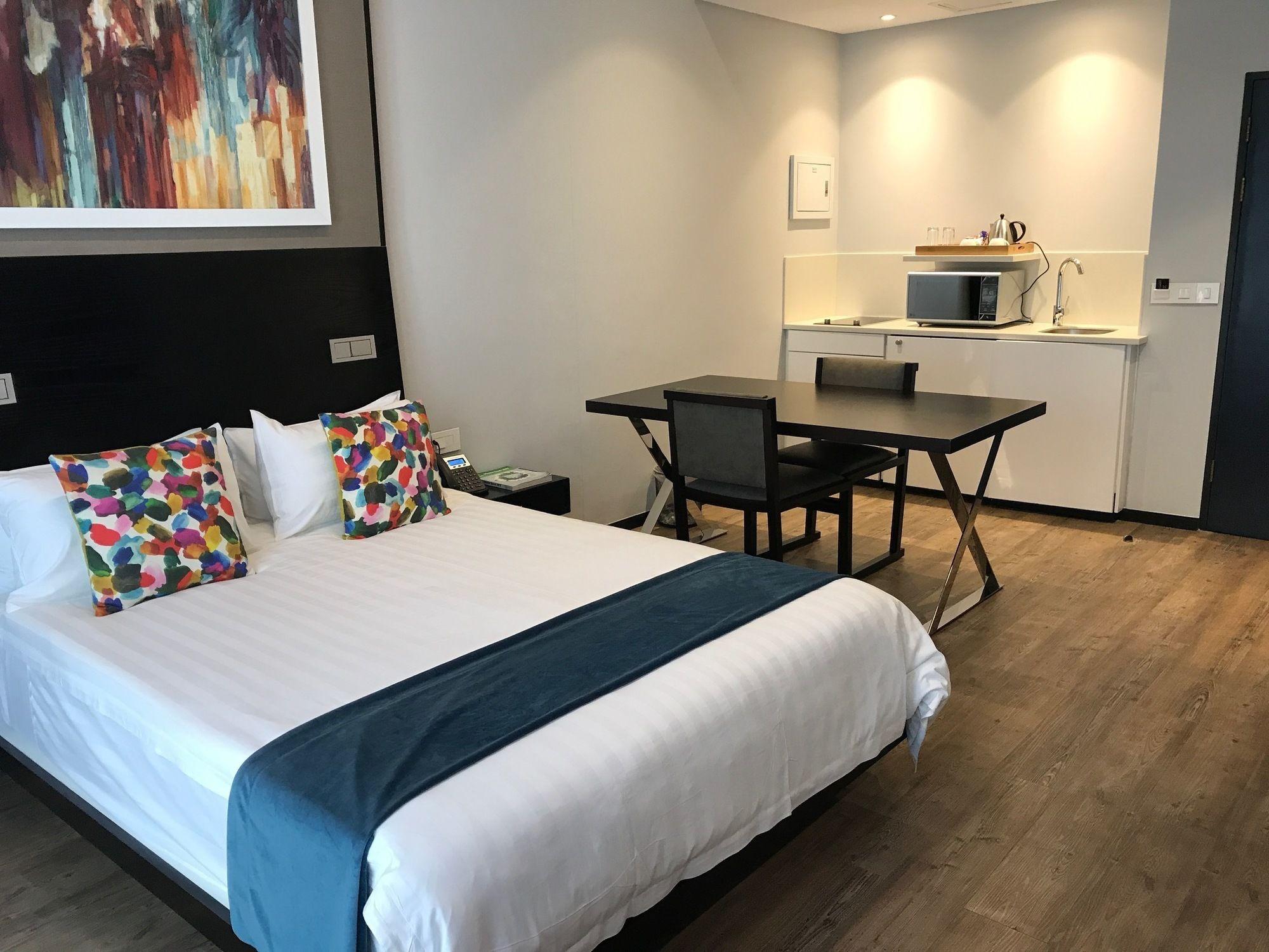 Room50Two Gaborone Exterior foto