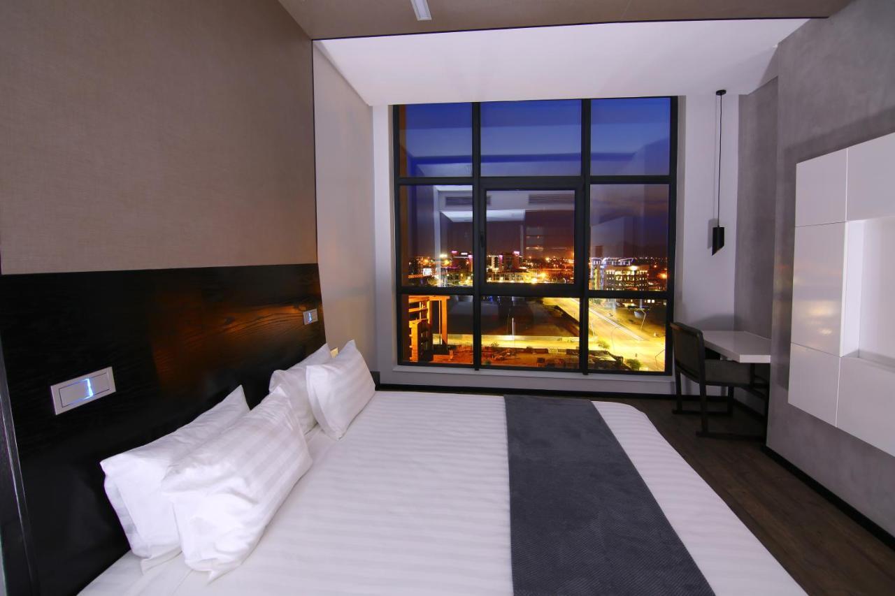 Room50Two Gaborone Exterior foto
